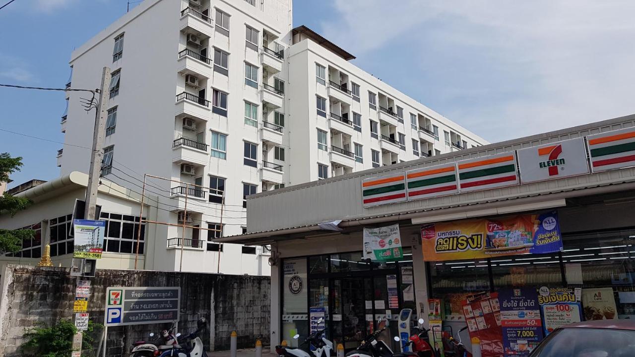 The Royalbee Aparthotel Bangkok Esterno foto